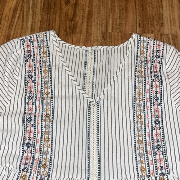 THML women’s large top blouse vneck stripe embroider white blue short sleeve - Picture 2 of 9